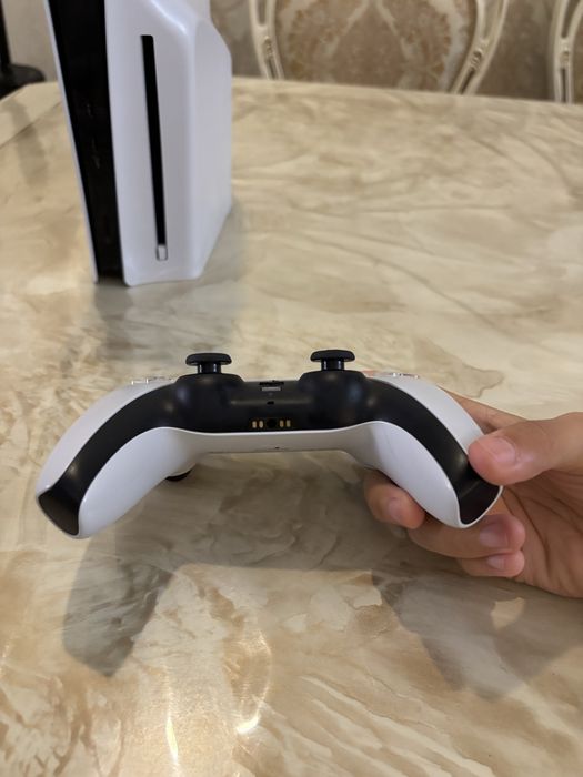Sony PlayStation 5 Slim  + геймпад