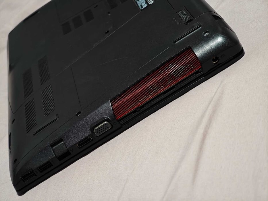 Asus ROG i7 4720hq, 12ram, gtx 950 4gb, ssd 256gb, 15.6 laptop gaming