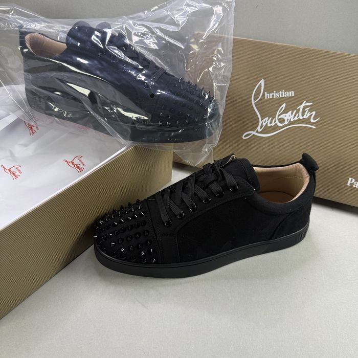 Christian Louboutin Spikes! НОВИ!