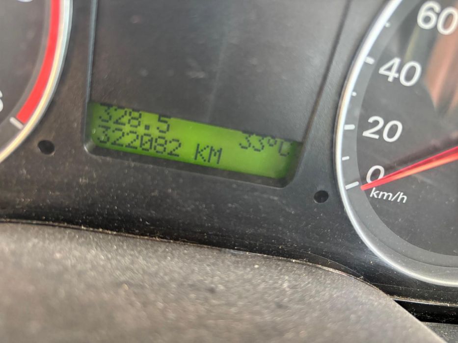 Vand sau schimb Mazda 5