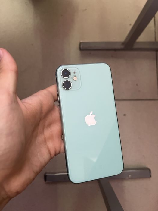 Iphone 11 65gb хорошем сост