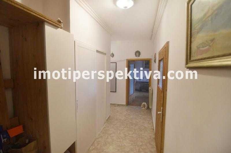 Продава се Тристаен апартамент в Пловдив, Тракия - 96 кв.м за 1250 €/кв.м - Снимка #17