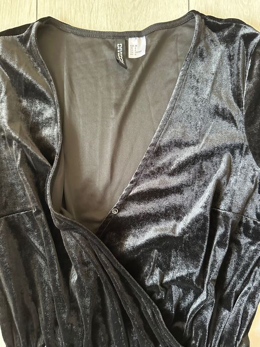 Черна Рокля на марката H&M