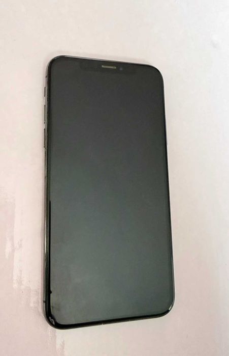 Телефон Iphone 13
