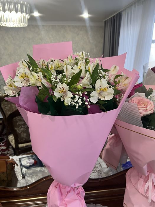 Продам свежие цветы букеты