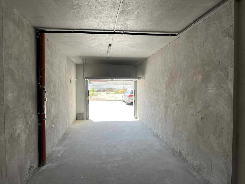 Двоен надземен гараж с ток и вода- ДЪРВЕНИЦА