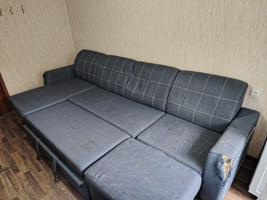 Продаётся угловой диван