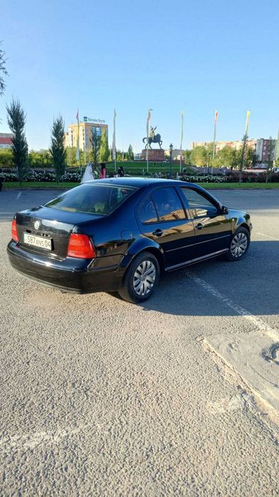 Продам Volkswagen Jetta 1999. Объем 2л.