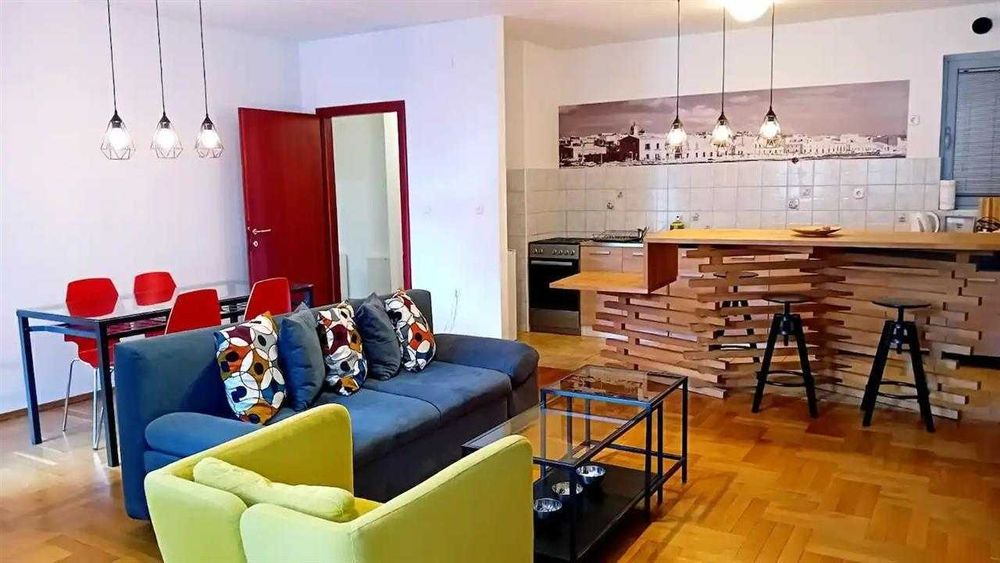 Дава се под наем Тристаен апартамент в Пловдив, Каменица 1 - 98 кв.м за 428.4 € - Снимка #4