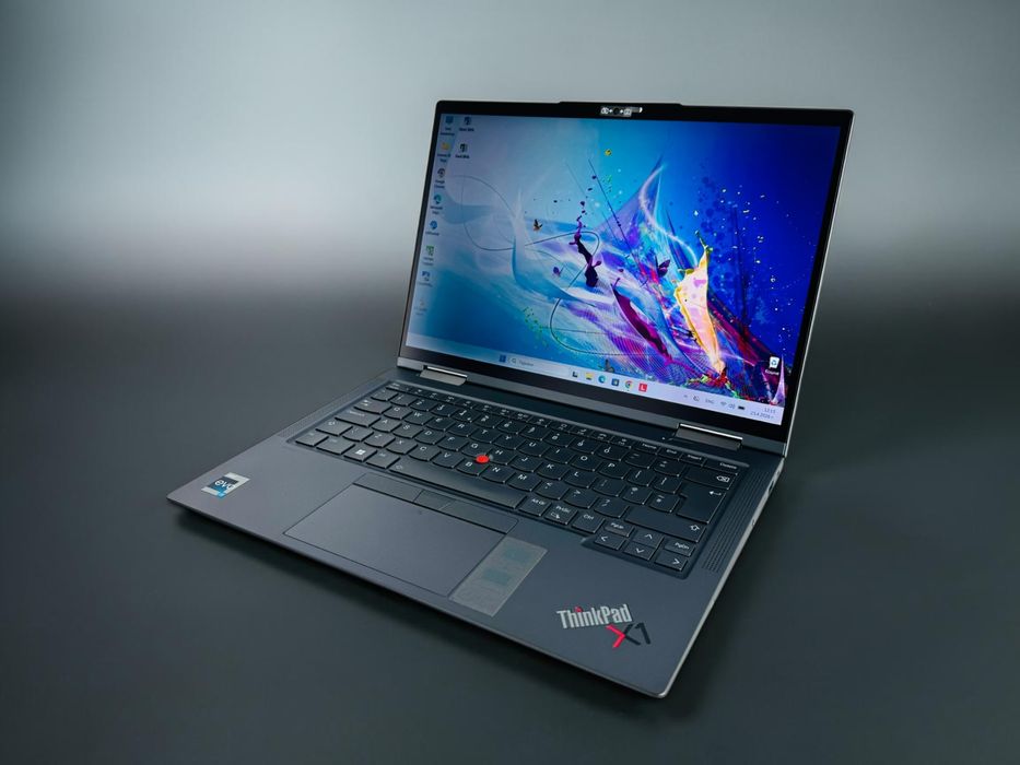 Лаптоп Lenovo ThinkPad X1 Yoga Gen 8 14" Touch i7-1355u 16GB LPDDR5 512GB Гаранция!