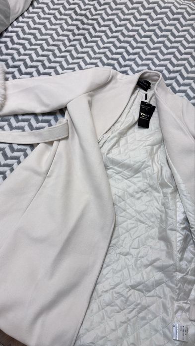 Новое Пальто. Пух съемный.