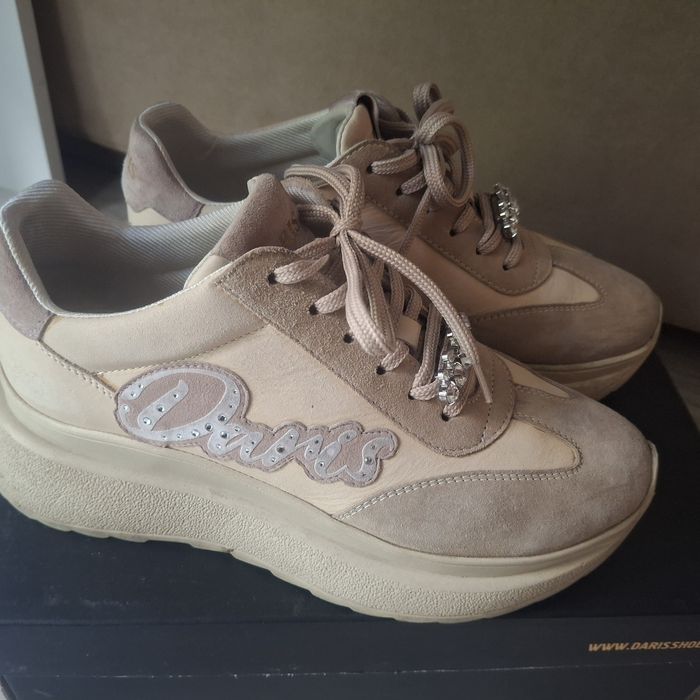 Обувки Дарис 38 номер