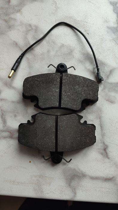 Накладки за Рено Клио 2005г