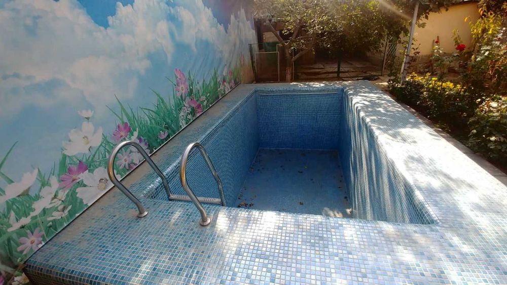 Паркентский Дом 5 соток 5 комнат заезд на 5 машин фасад 16м