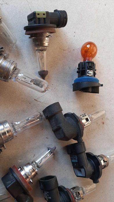 Халогенни крушки за  фарове за мъгла