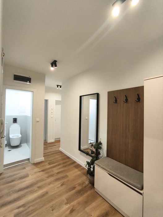 Дава се под наем Тристаен апартамент в София, Редута - 100 кв.м за 1020 € - Снимка #2