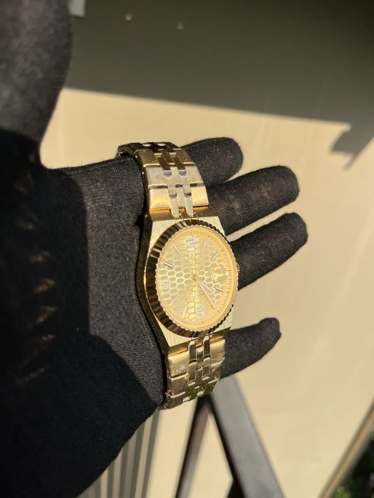 Часовник Poedegar НАМАЛЕН!