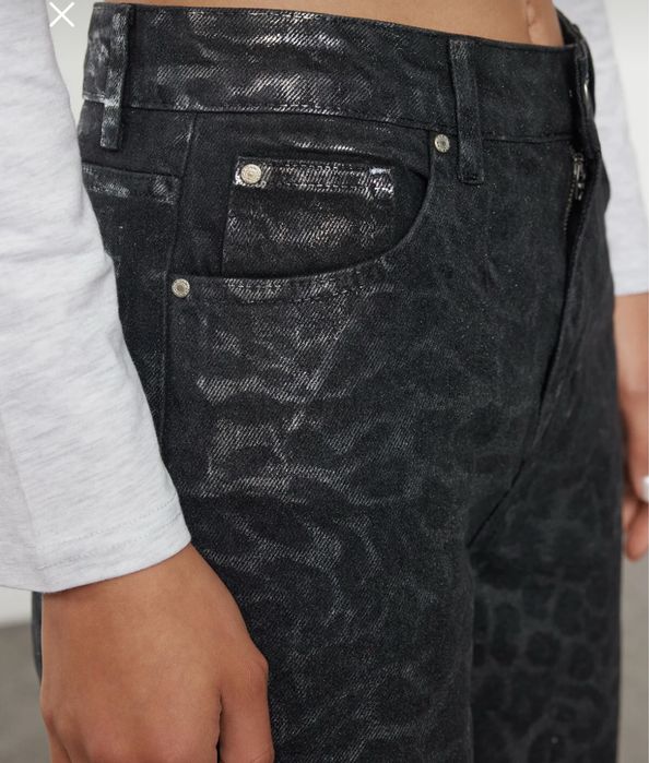 Дамски дънки с животински принт