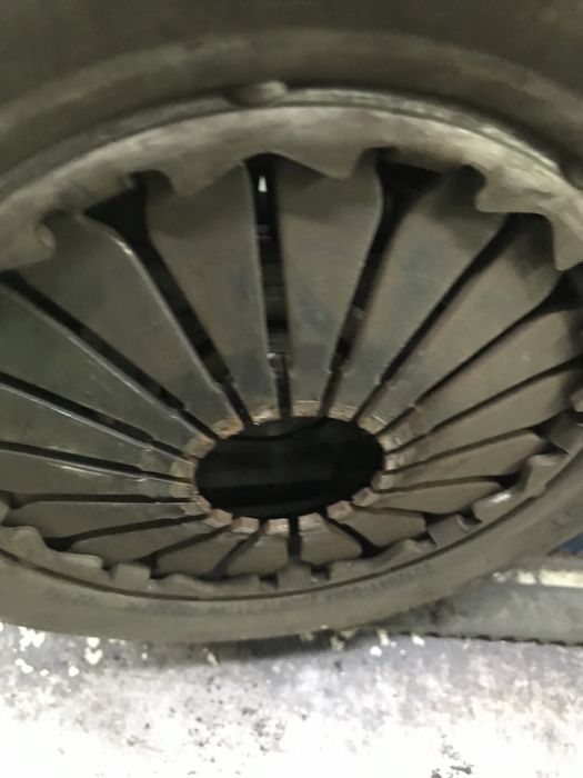 Продам сцепление на Шевроле ниву