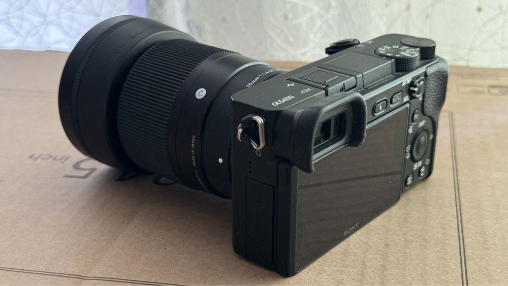 Sony A6400 + 2 обьектива