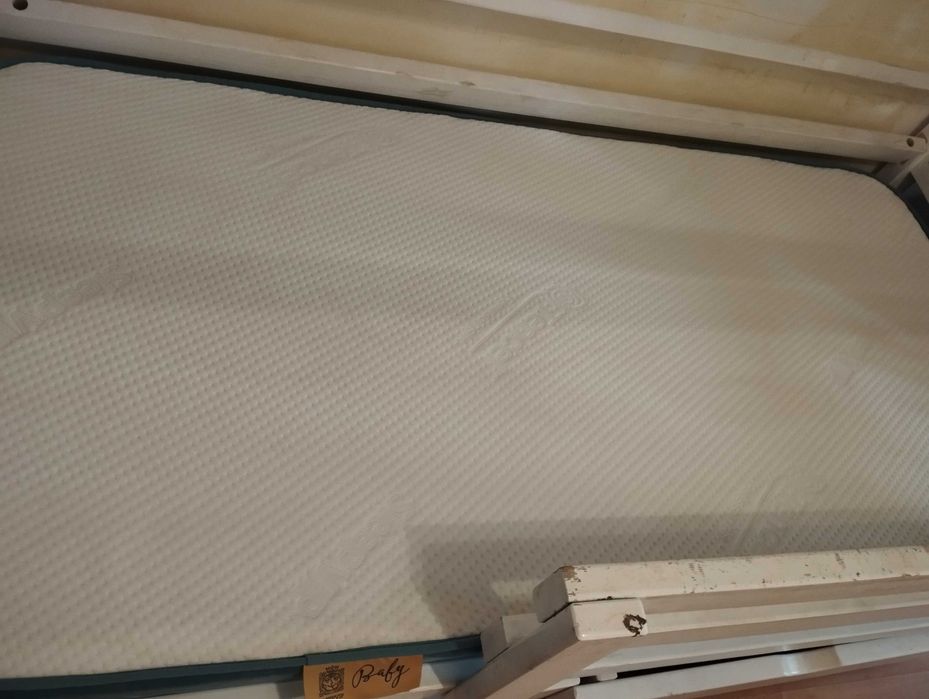 Домик кровать детская 160×80 с матрасом беспружинным