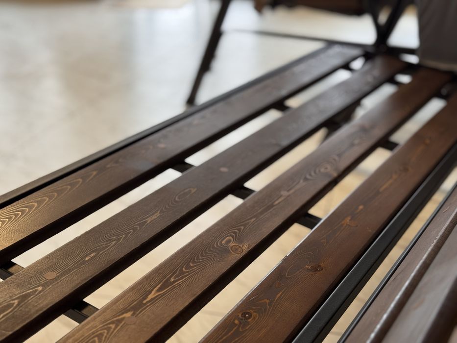 AROM – Hovli va Bog‘ uchun Mustahkam Metall Kachelilar