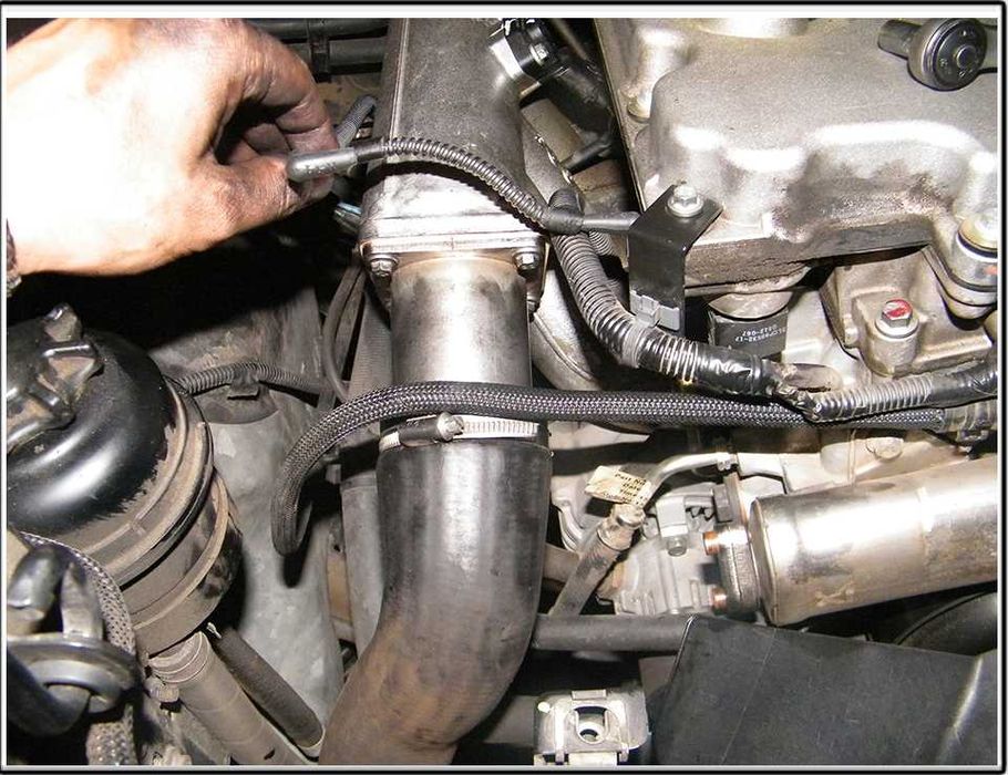 EGR ЕГР заместител рейс пайп Land Rover Discovery 2 & Defender TD5