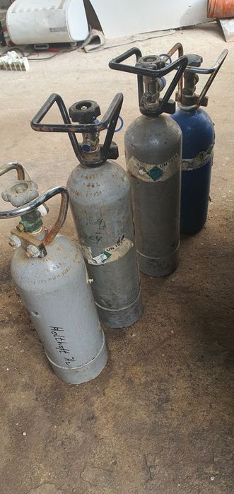 Бутилка за  CO2  .