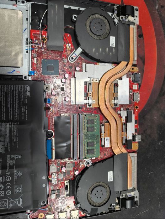 Reparatii Laptop & Pc - voluntari-pipera-andronache La Domiciliu