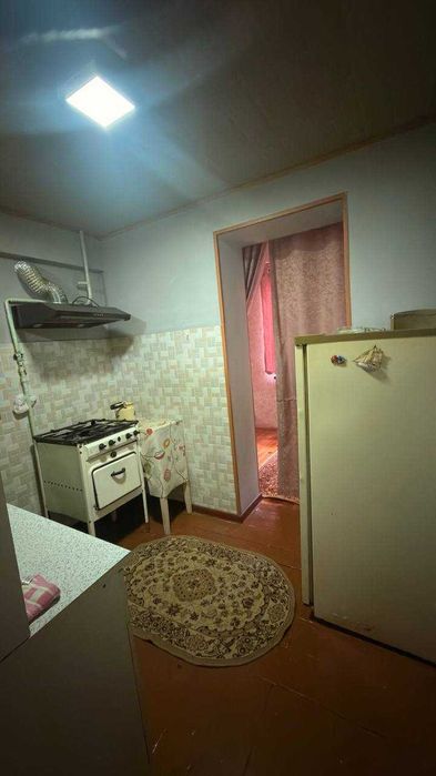 3 xonali kvartira sotiladi