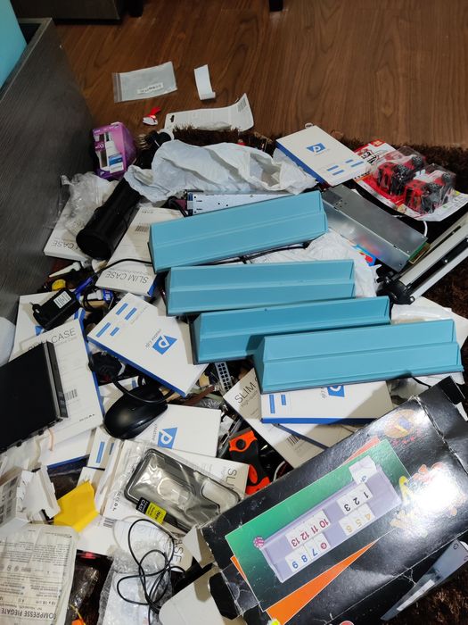 Pachet electronice lot pcs cutie