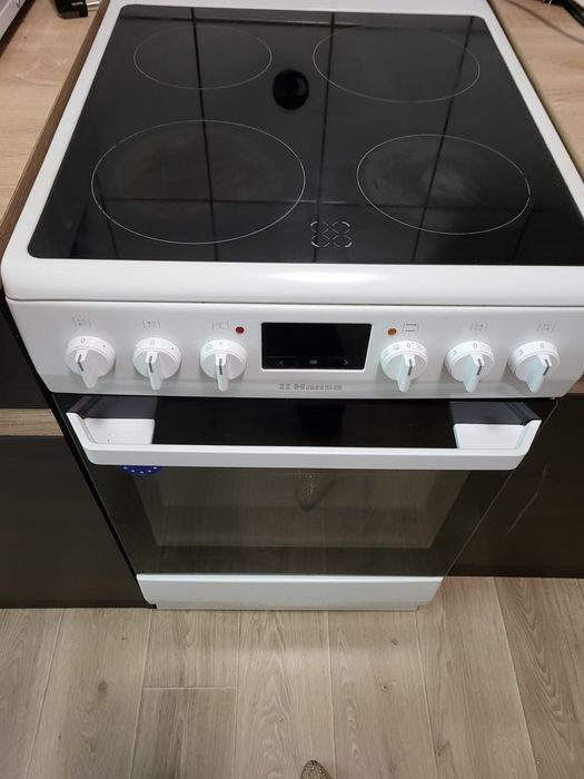 Aragaz Hansa Electric, Plita vitroceramica, Curatare abur