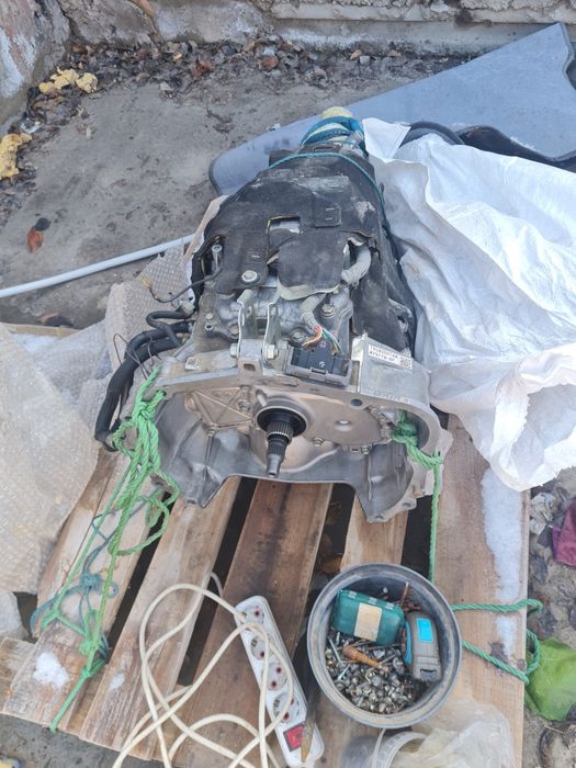 Коробка на Subaru Forester