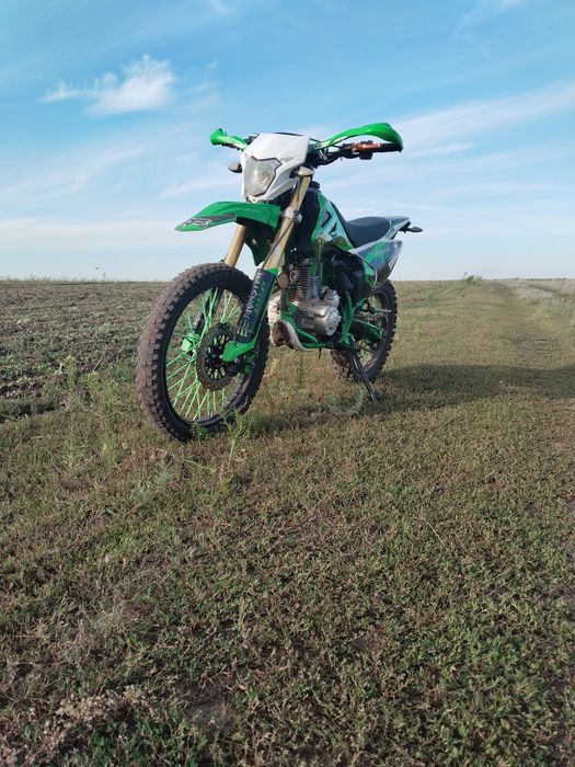 Продам эндуро 250