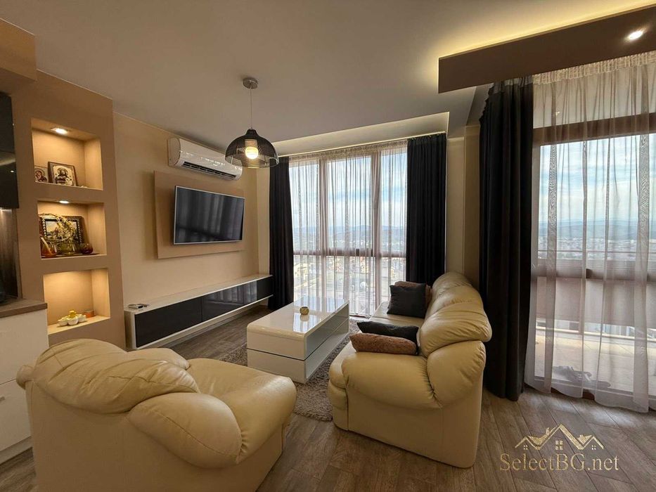 Продава се Четиристаен апартамент в Велико Търново, Акация - 160 кв.м за 1675 €/кв.м - Снимка #3