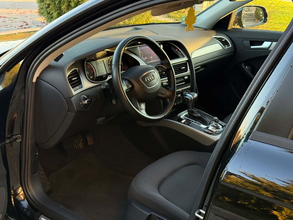 Audi a4 2.0 tdi.