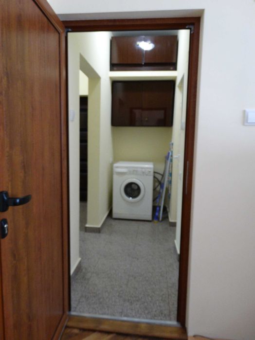 Дава се под наем Тристаен апартамент в Русе, Център - 90 кв.м за 420 € - Снимка #10