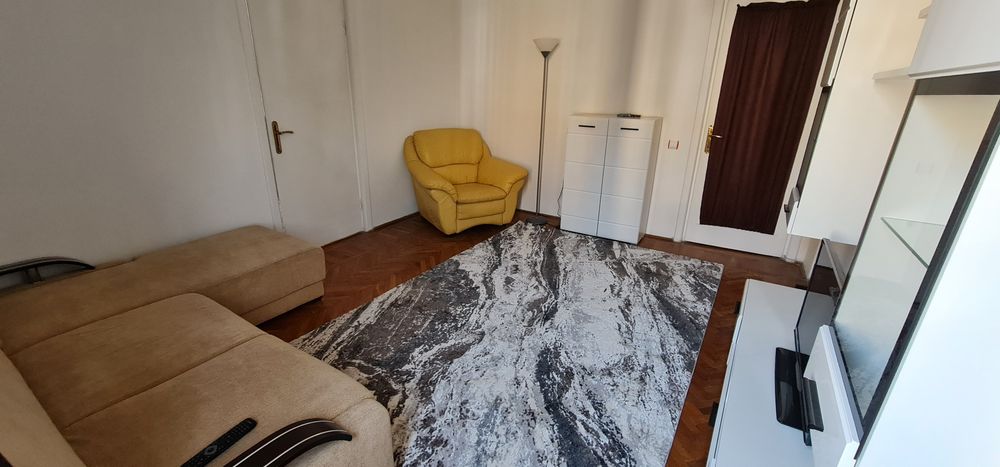 Inchiriez apartament central 2 camere