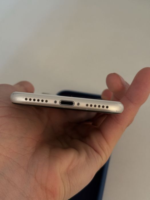 Айфон се 2022 Iphone se iphone se ce