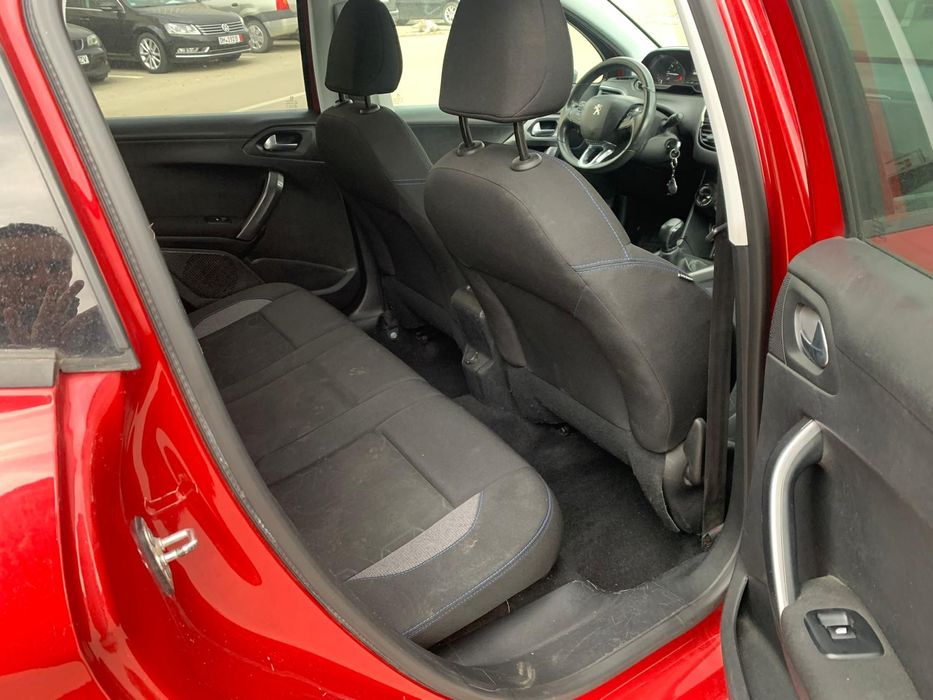 Peugeot 2008 GT line impecabil