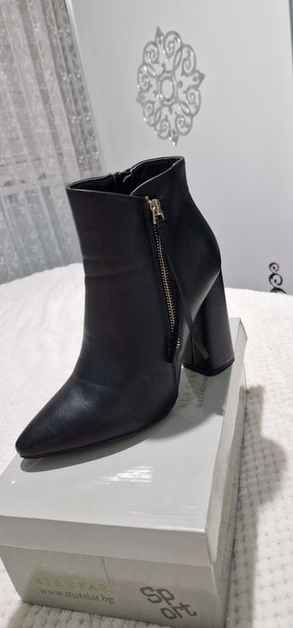 Къси дамски боти