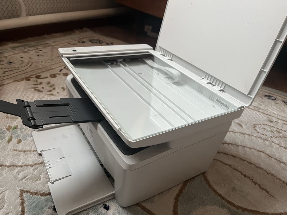 Продам принтер HP