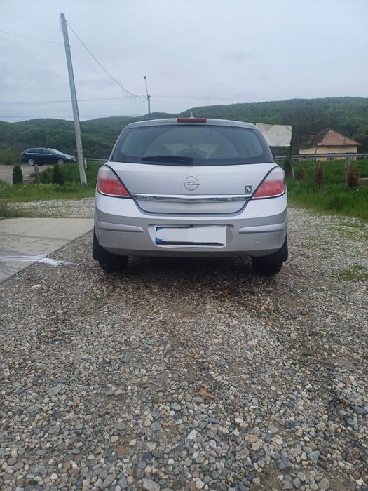 Opel Astra 1,6 benzina