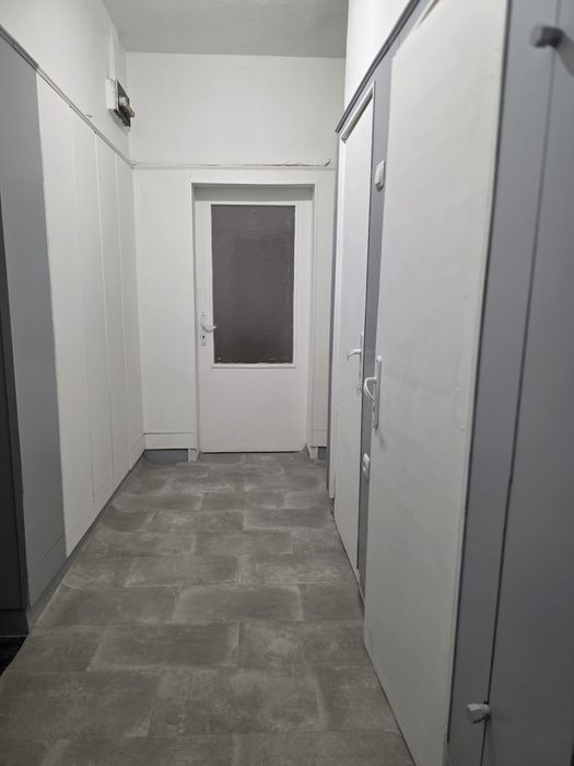 Отдавам под наем