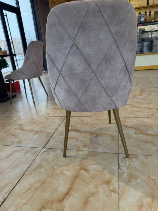 Столы,стулья,диван