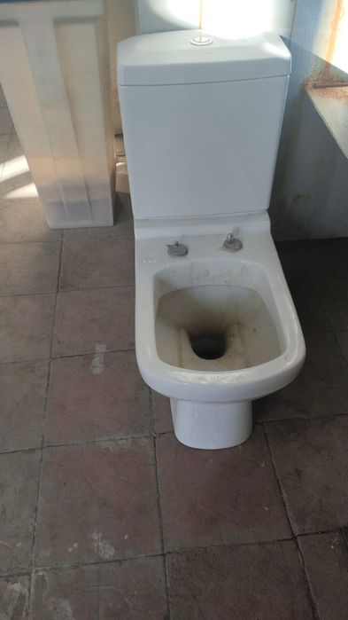 Унитаз с бачком б/у