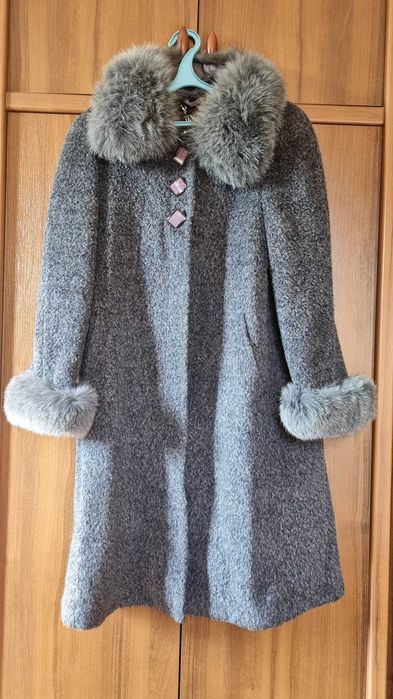 Польто зимнее размер 52