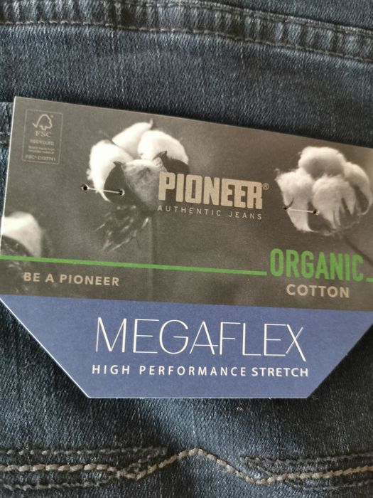 Blugi Pioneer mega flex 40/30 noi regular