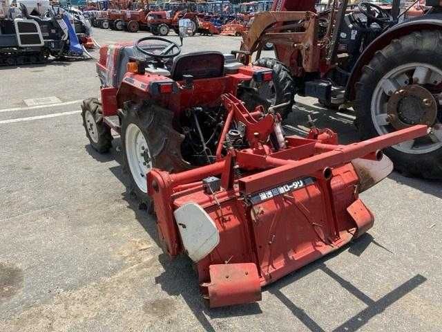 трактор Yanmar F-6