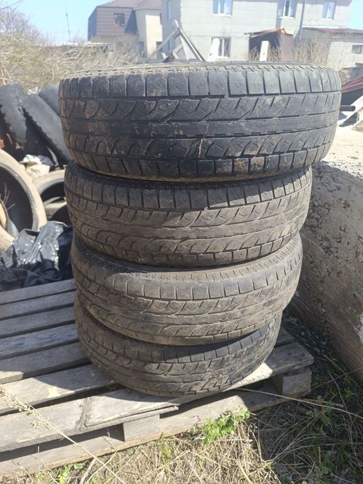 Продам летнюю резину